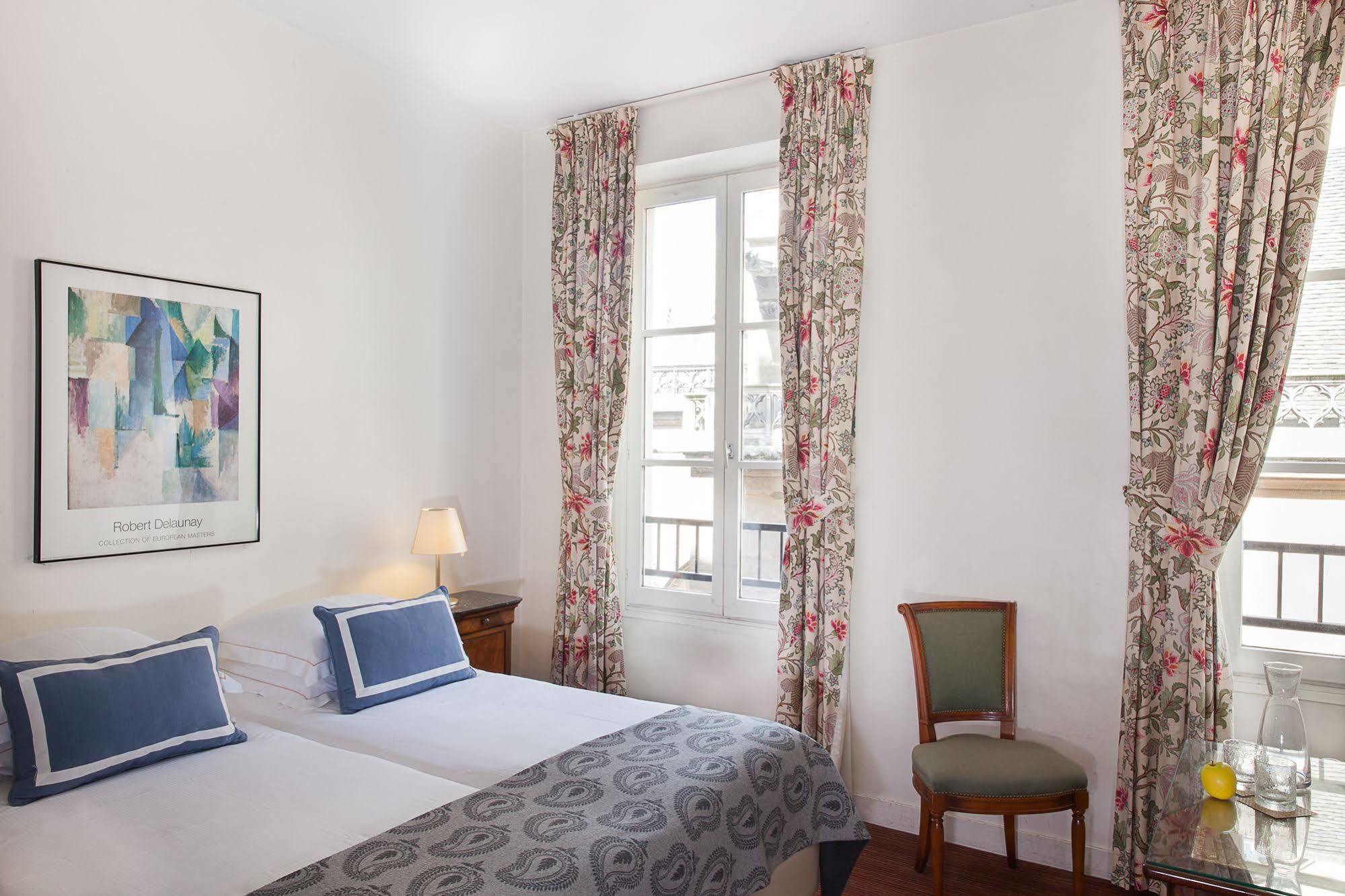 Hotel De La Place Du Louvre - Esprit De France Paris Exterior photo